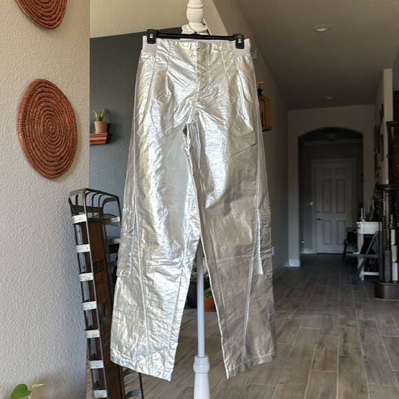 NWOT Free People Mesmerize Me Shine Pants Silver Shiny Low Rise Cargo Metallic - Picture 9 of 16